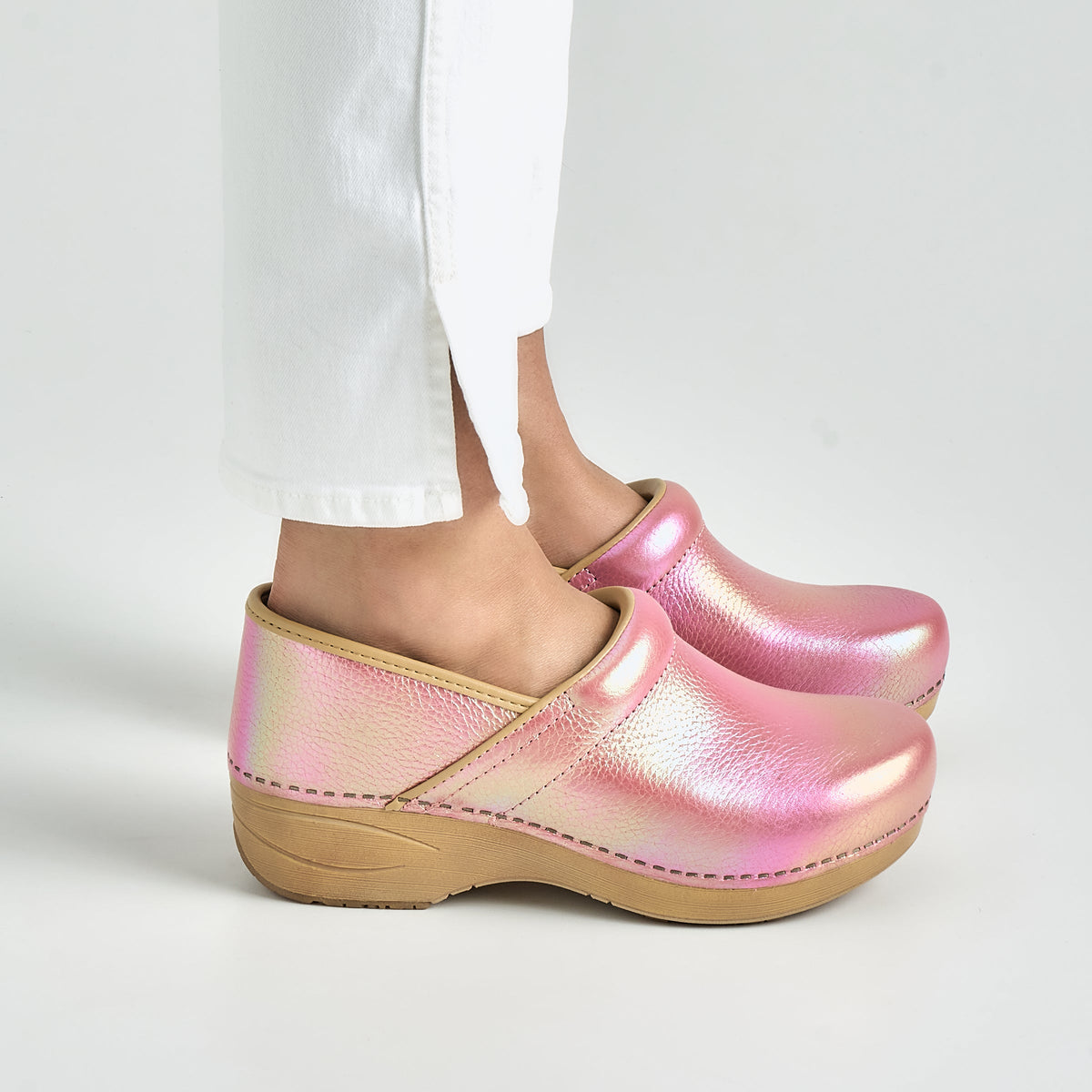 Dansko XP 2.0 Pink Iridescent Leather