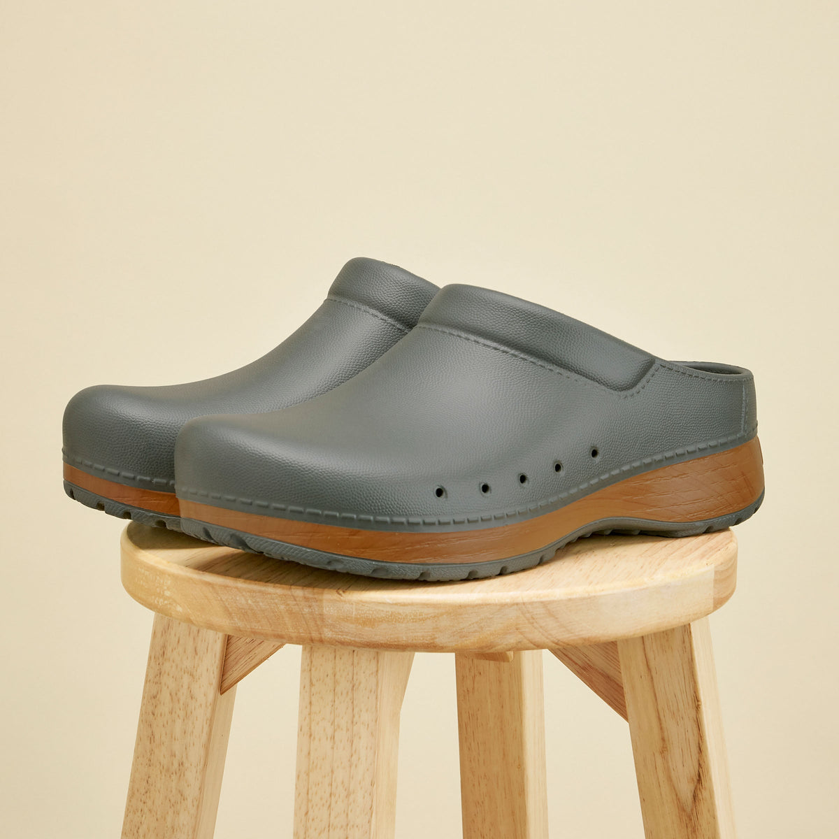 Dansko Kane Mens Grey Mule