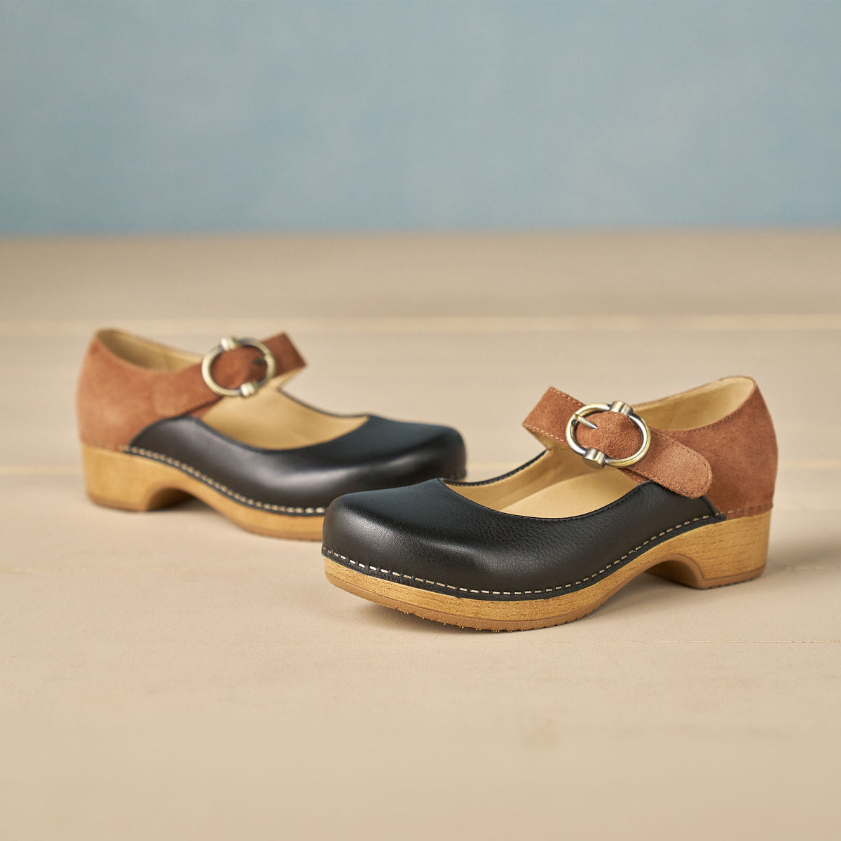 Dansko Bonny Mary Jane Black/Luggage