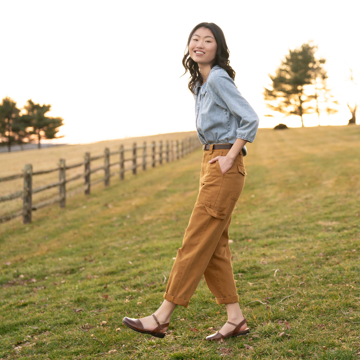 Dansko Rowan Tan Waxy Burnished